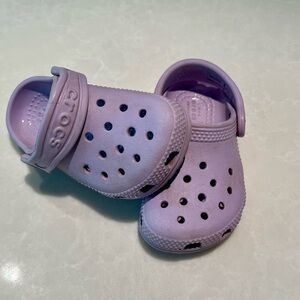 Crocs classic Lavender size toddler 5. GUC